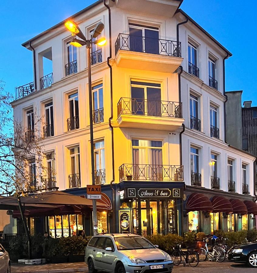 Amo'S Hotel Shkodër Exterior foto